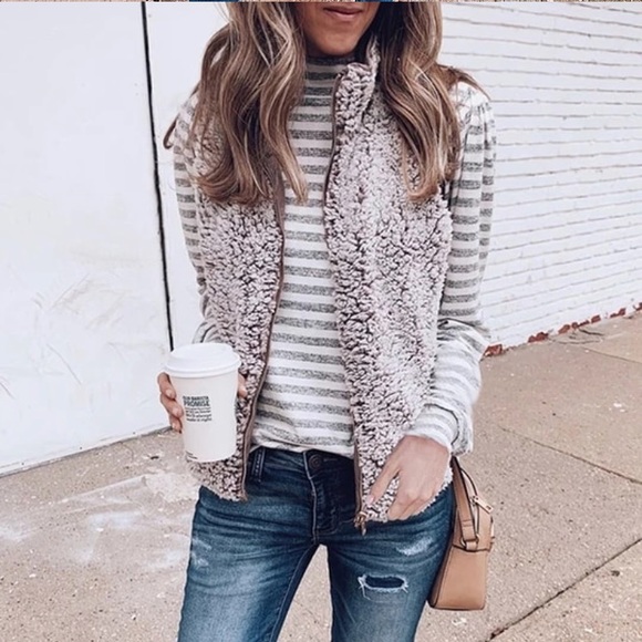 Brown Sherpa Reversible Quilted Zip Up Puffer Vest - Picture 3 of 6